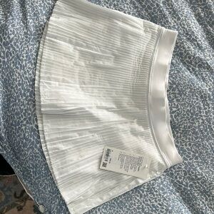 Lululemon White Pleated Skirt